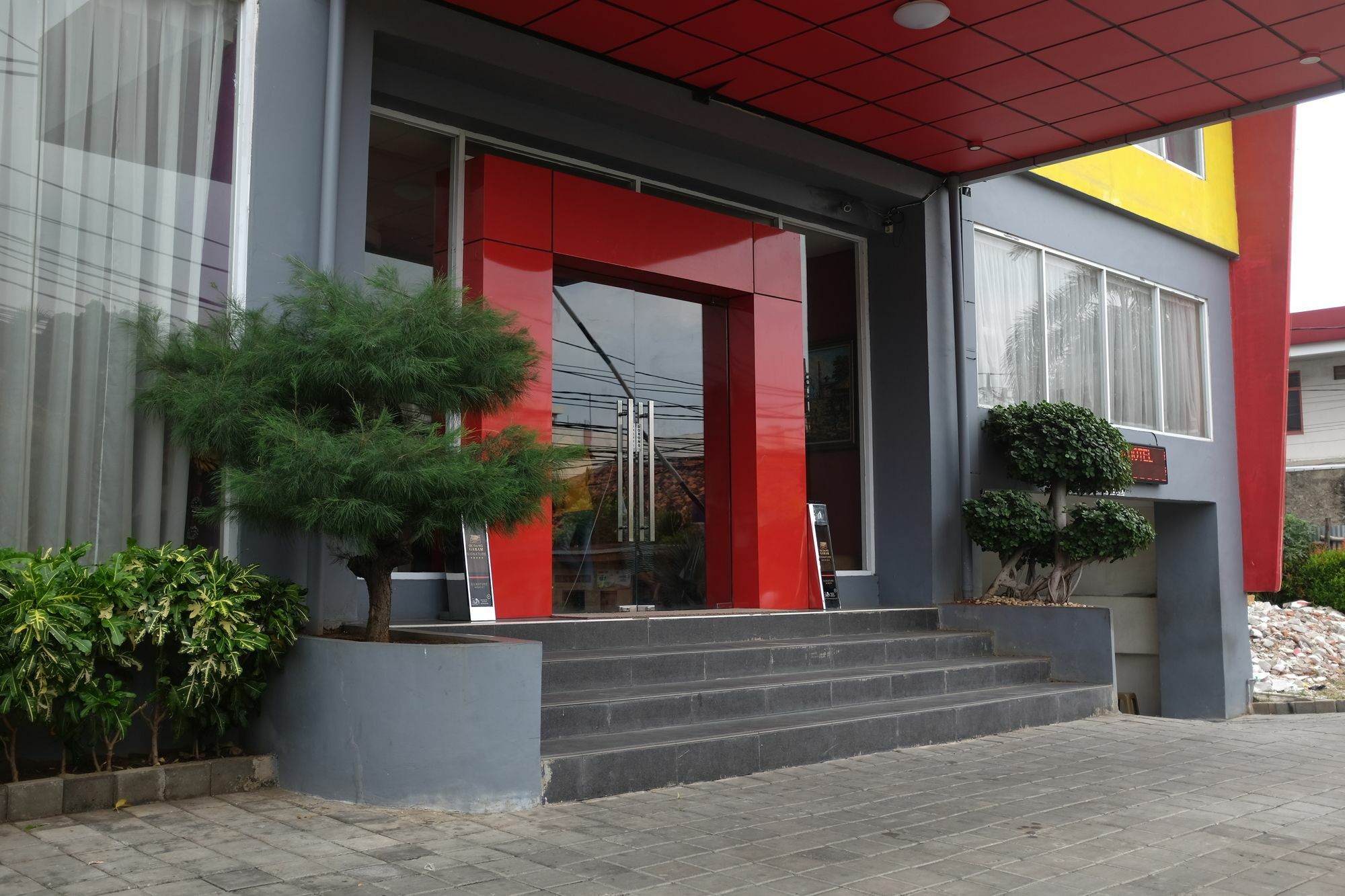 Reddoorz Plus Near Senen Jakarta Bagian luar foto